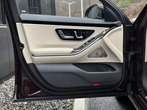Used 2022 Mercedes-Benz S 580 4MATIC Sedan image 19
