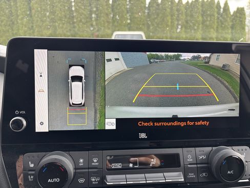 Certified 2024 Toyota Grand Highlander Limited image 28