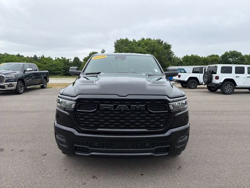 New 2026 RAM 1500 Express AWD/4WD image 9