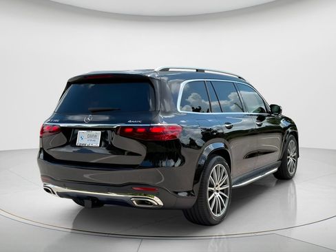 Used 2026 Mercedes-Benz GLS 580 4MATIC image 5