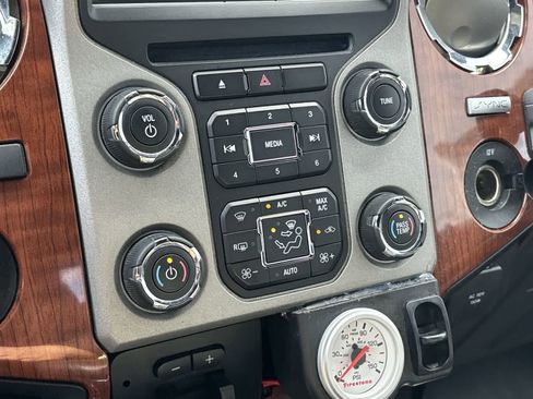 Used 2016 Ford F350 King Ranch w/ King Ranch w/Chrome Package image 21