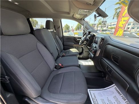 Used 2021 Chevrolet Silverado 1500 LT RWD image 32