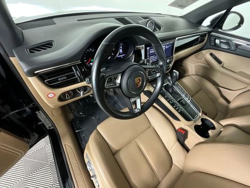 Used 2020 Porsche Macan image 15
