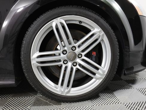 Used 2013 Audi TT RS w/ Tech Pkg image 6
