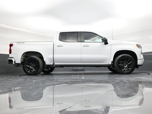 Used 2022 Chevrolet Silverado 1500 RST RWD image 24