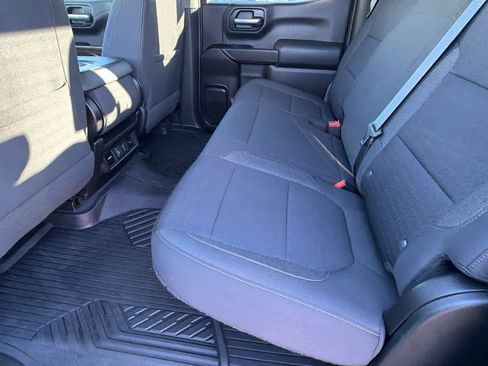 Used 2021 Chevrolet Silverado 1500 LT image 24