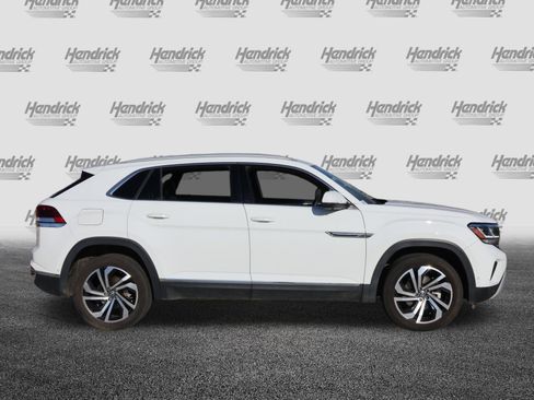 Used 2021 Volkswagen Atlas Cross Sport SEL Premium image 10