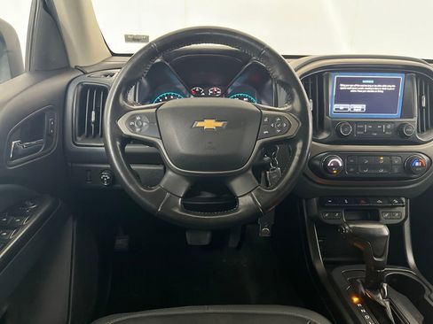 Used 2018 Chevrolet Colorado Z71 AWD/4WD image 32