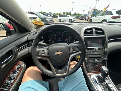 Used 2013 Chevrolet Malibu Eco w/ Power Convenience Package FWD image 28