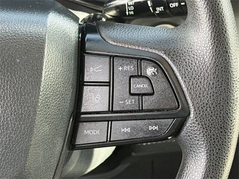 Used 2024 Toyota Sienna LE image 15