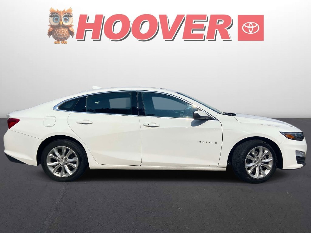 Used 2023 Chevrolet Malibu LT FWD image 2