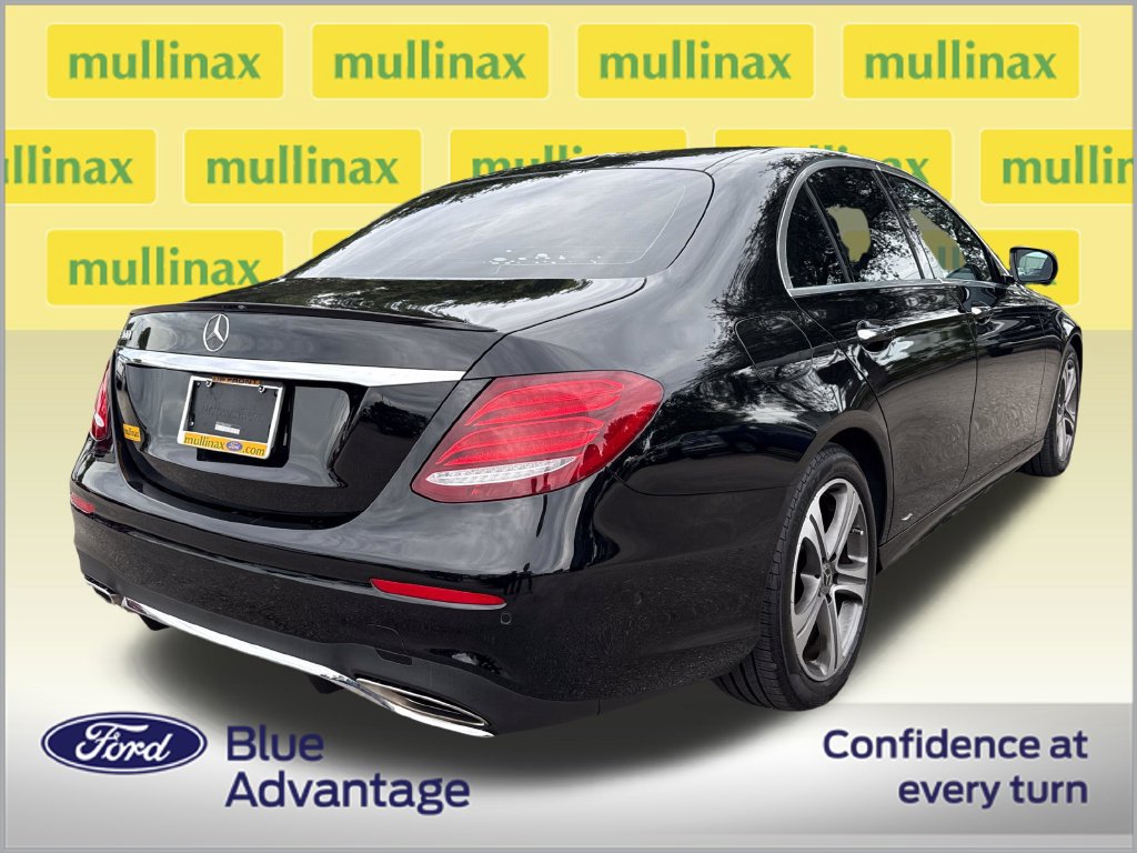 Used 2018 Mercedes-Benz E 300 image 4