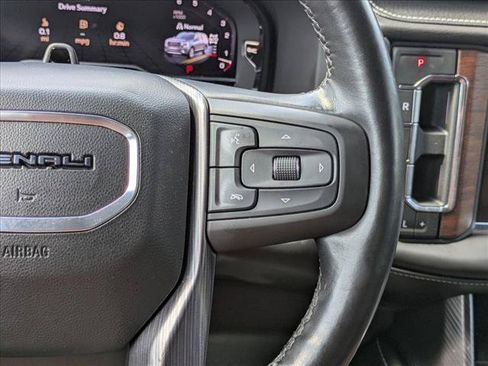 Used 2023 GMC Yukon XL Denali Ultimate AWD/4WD image 21