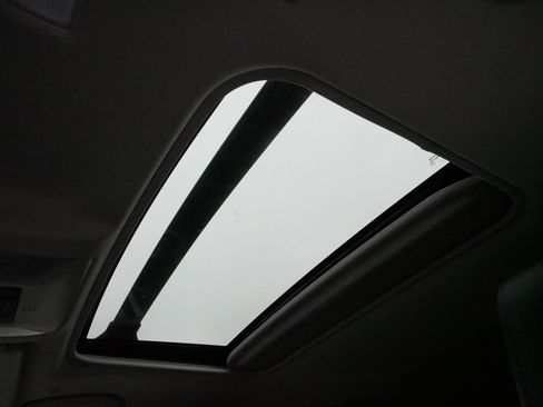 Certified 2025 Toyota RAV4 XLE Premium image 31