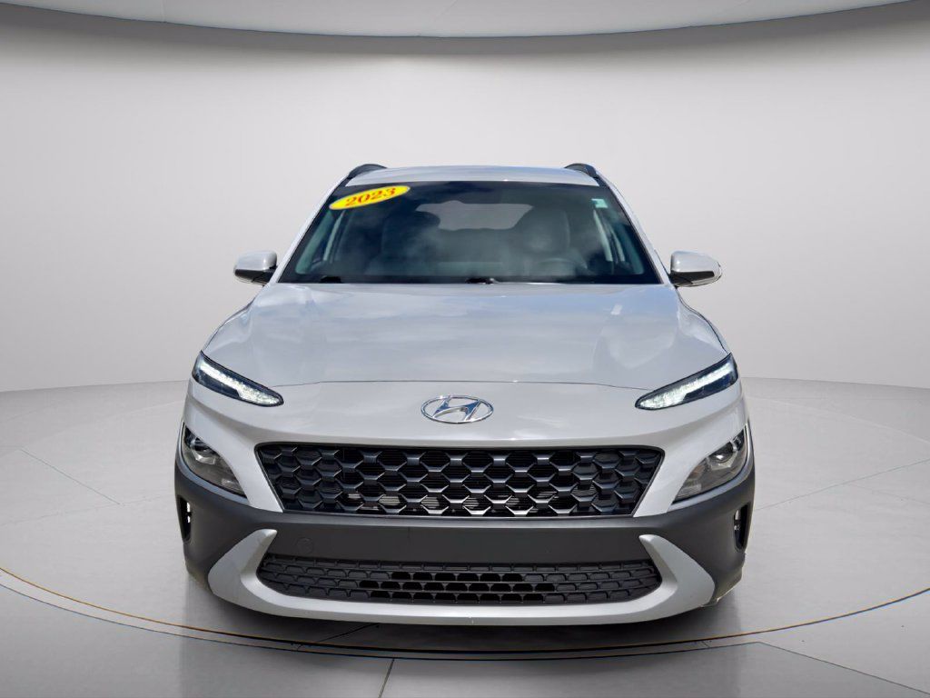 Used 2023 Hyundai Kona SEL FWD image 9