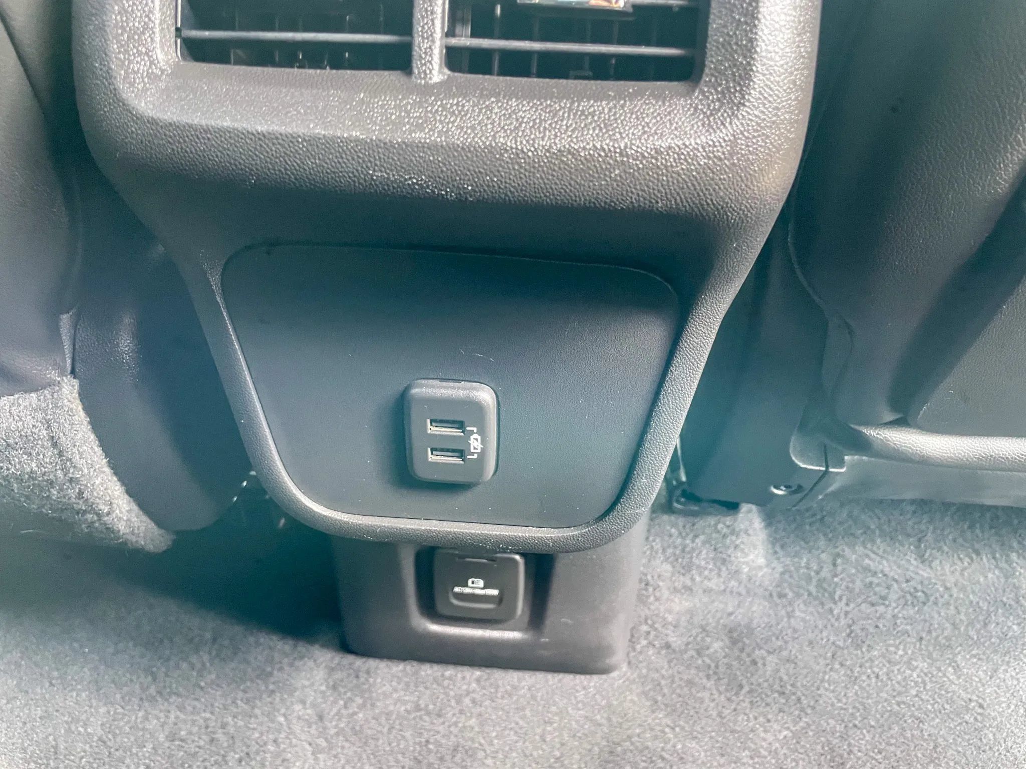 Used 2021 GMC Terrain SLT w/ Infotainment Package II AWD/4WD image 35