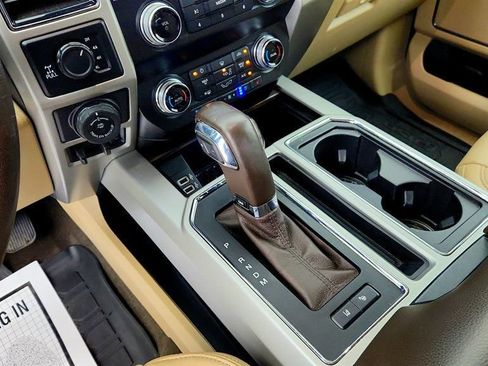 Used 2020 Ford F150 Lariat w/ Equipment Group 502A Luxury AWD/4WD image 16