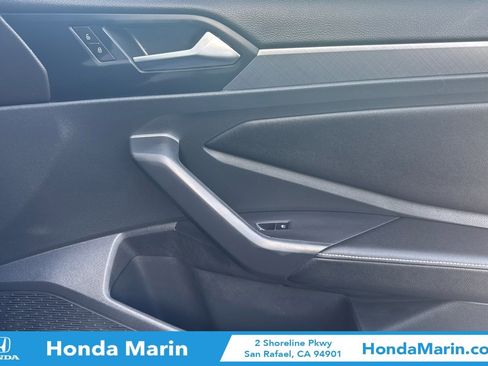 Used 2024 Volkswagen Jetta SE FWD image 19
