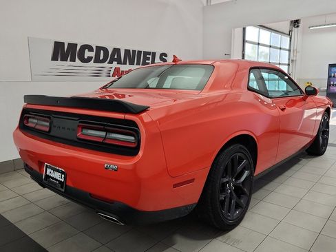 Used 2020 Dodge Challenger SXT w/ Plus Package image 4