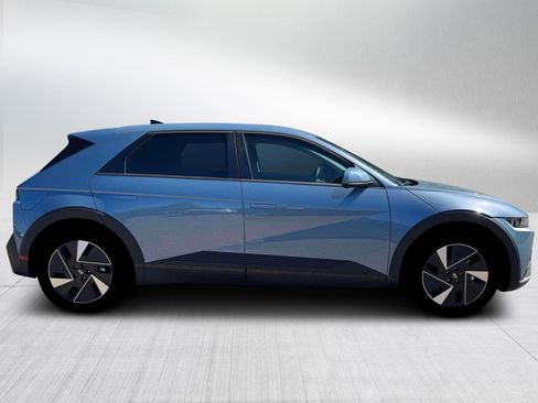 New 2026 Hyundai Ioniq 5 SEL image 9