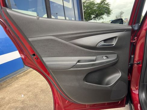 Used 2024 Buick Envista Sport Touring w/ Convenience I Package image 18