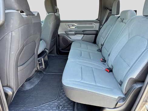 Used 2022 RAM 1500 Big Horn AWD/4WD image 22