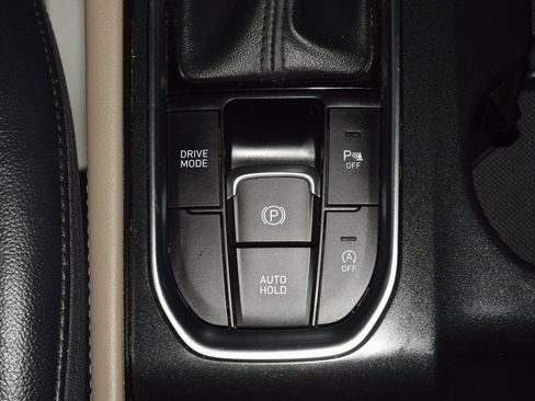 Used 2020 Hyundai Santa Fe SEL w/ Convenience + Premium Package image 34