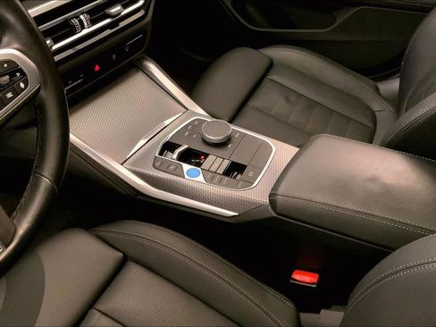 Certified 2023 BMW i4 eDrive40 w/ M Sport Package RWD image 22