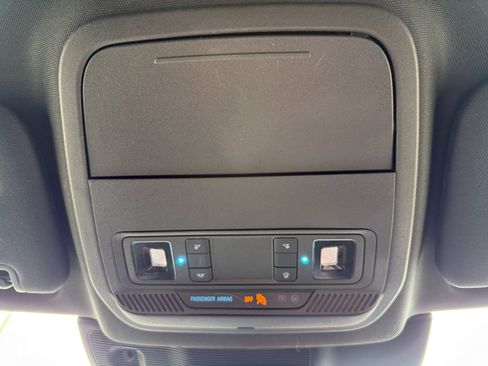 Used 2020 Ford Explorer Limited image 38