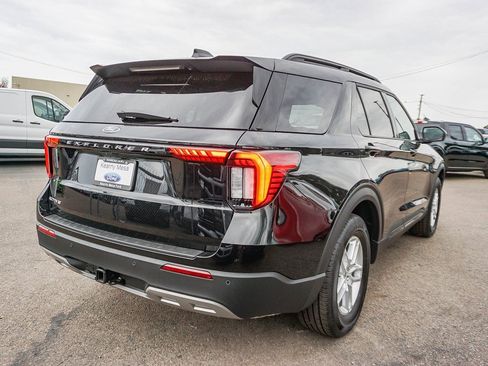 New 2026 Ford Explorer Active w/ Active Comfort Package image 6