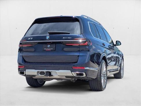 Used 2026 BMW X7 xDrive40i w/ Executive Package image 5