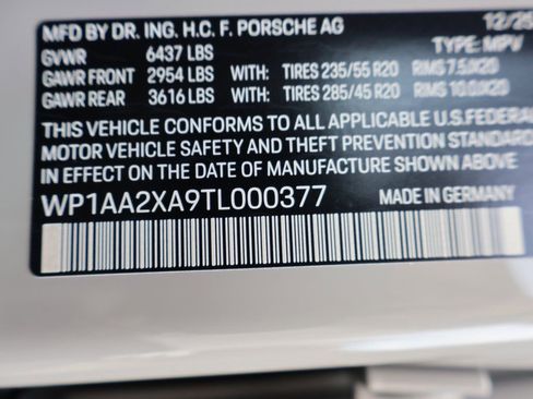 New 2026 Porsche Macan 4 Electric image 39