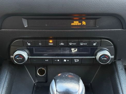 Used 2019 MAZDA CX-5 Touring image 4