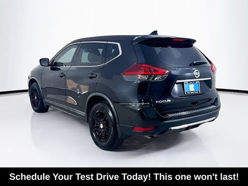 Used 2018 Nissan Rogue S FWD image 6