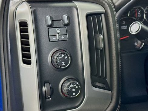 Used 2015 GMC Sierra 1500 SLE w/ SLE Value Package image 17