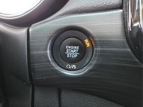 Used 2021 Jeep Grand Cherokee Freedom Edition image 20