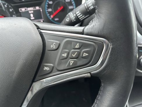 Used 2018 Chevrolet Equinox LT image 28