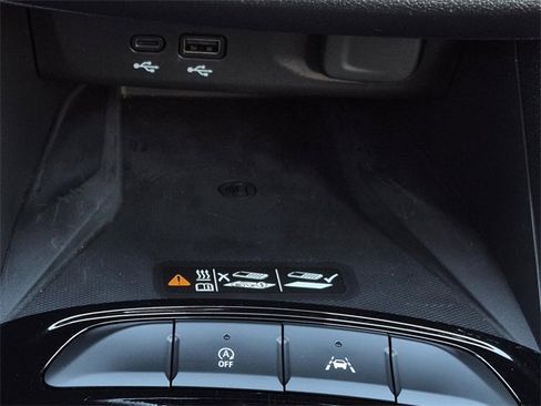 Used 2025 Buick Envista Avenir image 20