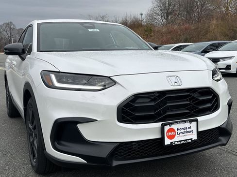 New 2026 Honda HR-V Sport image 7