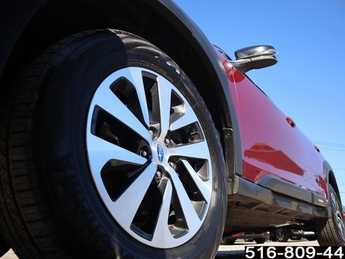 Used 2023 Subaru Outback Premium image 12