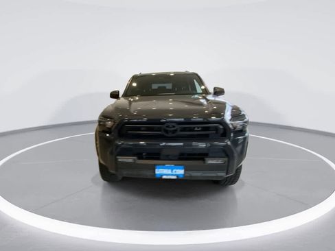 Used 2025 Toyota 4Runner SR5 image 3