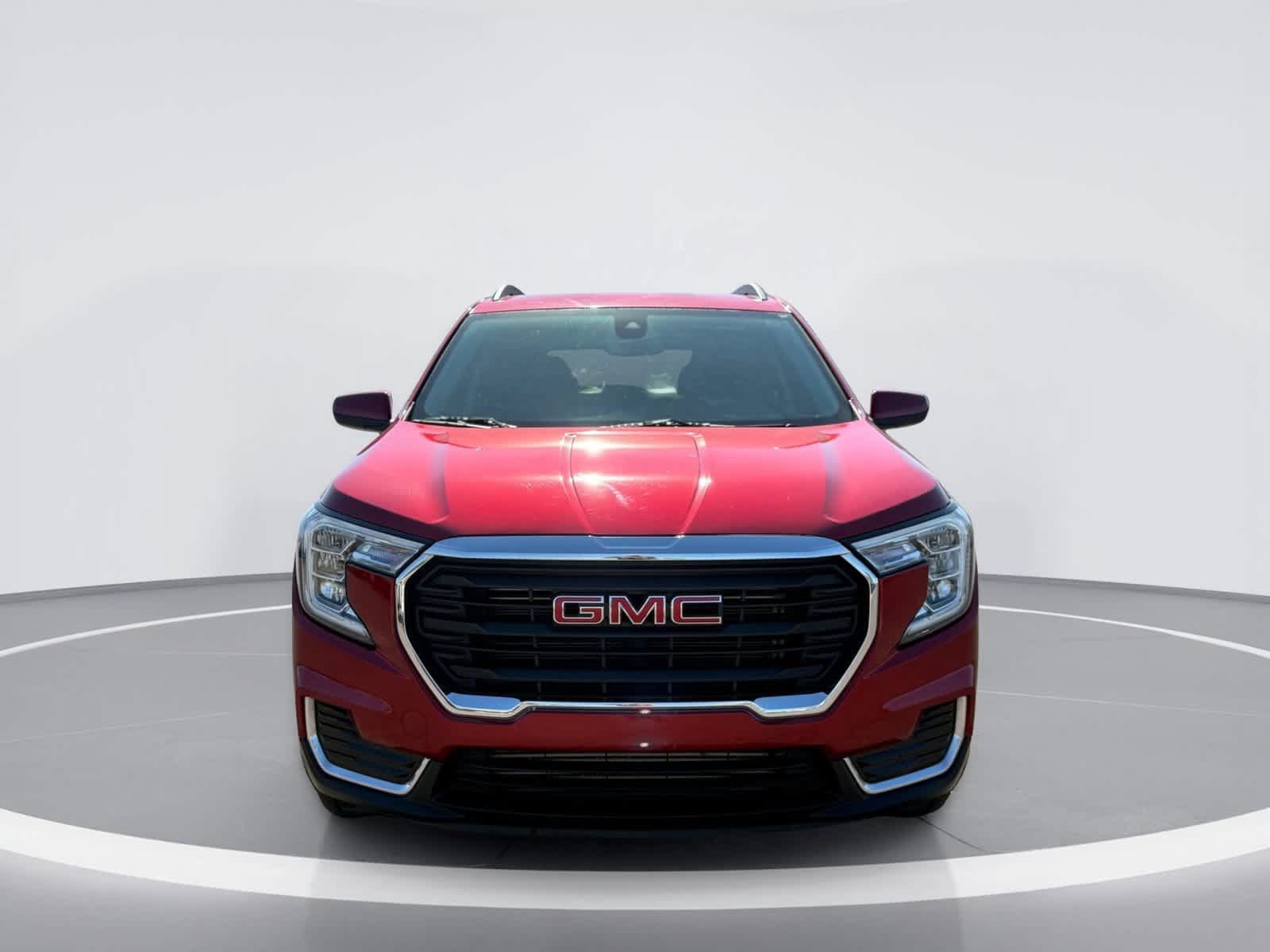Used 2022 GMC Terrain SLE w/ Driver Convenience Package AWD/4WD image 7