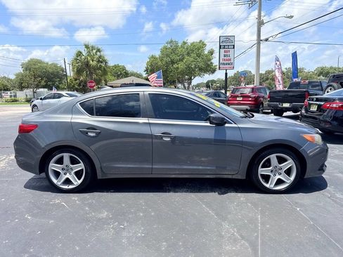 Used 2014 Acura ILX FWD image 3