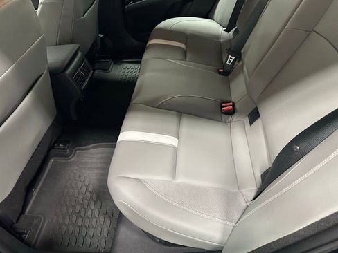 Used 2025 Toyota Camry SE w/ Convenience Package FWD image 43