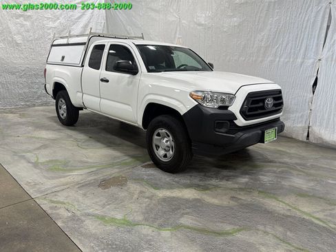 Used 2021 Toyota Tacoma SR RWD image 2