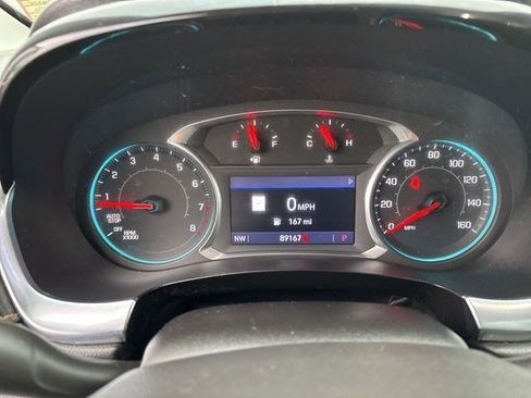 Used 2020 Chevrolet Traverse LT w/ LT Premium Package image 16