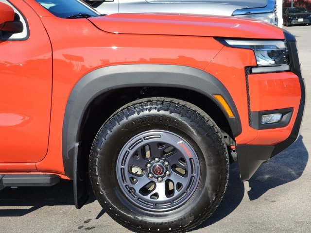 Used 2025 Nissan Frontier Pro-X RWD image 7