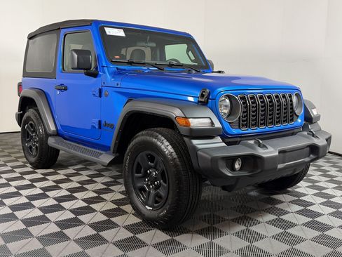 Used 2026 Jeep Wrangler Sport AWD/4WD image 24