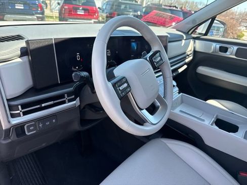 Used 2024 Hyundai Santa Fe SEL image 14