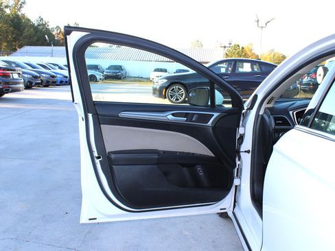 Used 2018 Ford Fusion S image 28